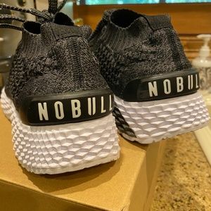 Nobull Diamond Knit runner size 8 Women's Black